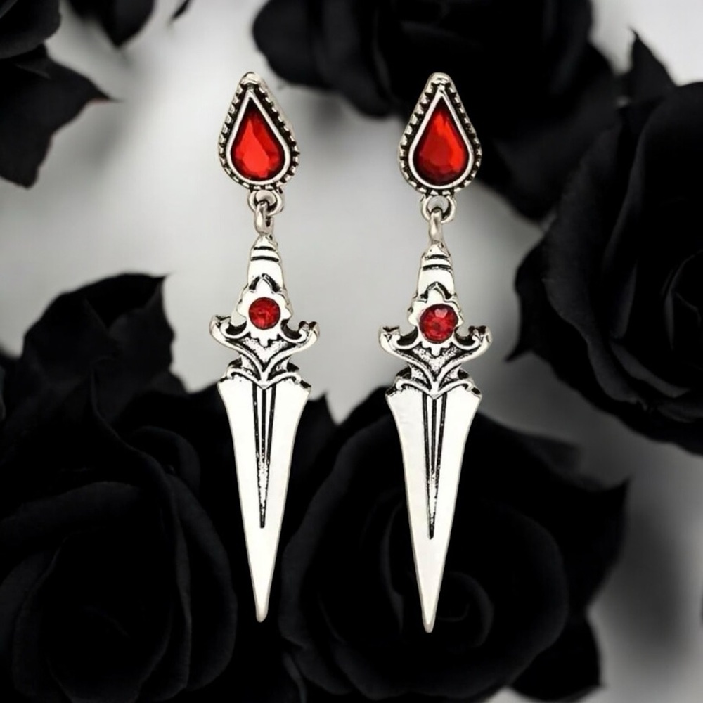 Exquisite Retro Sword-Inlaid Silver Plated‎ Synthetic Gemstone Drop Earrings